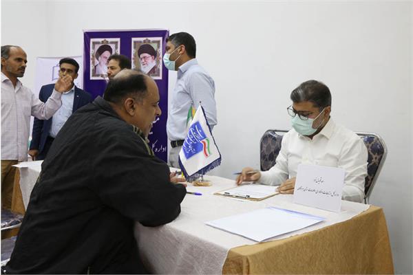 برپایی میز ارتباطات مردمی در مصلای بندرعباس