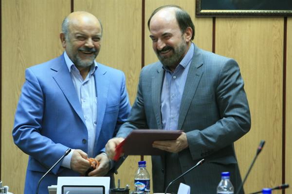 وزیر ارتباطات و فناوری اطلاعات: وزارت ارتباطات از شرکت های دانش بنیان در حوزه سلامت الکترونیک حمایت می کند
