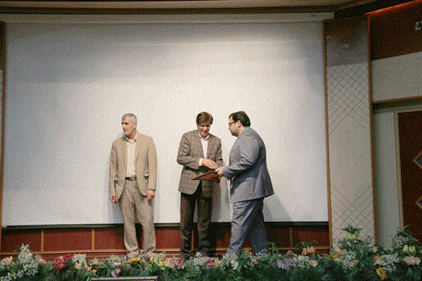 تقدیر از عملکرد اداره کل ارتباطات وفناوری اطلاعات استان در حوزه پدافند غیرعامل