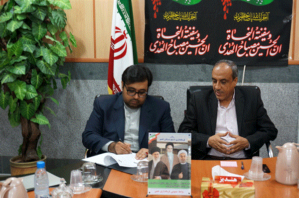 بازدید و بررسی مدیر کل ارتباطات و فناوری اطلاعات استان هرمزگان از آخرین وضعیت ارتباطات شهرستان حاجی آباد و بندر خمیر
