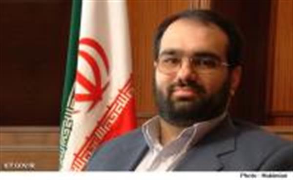 رئیس مرکز روابط عمومی وزارت ارتباطات خبر داد: تدوین کتاب عملکرد وزارت ارتباطات و فناوری اطلاعات در دولت های نهم و دهم