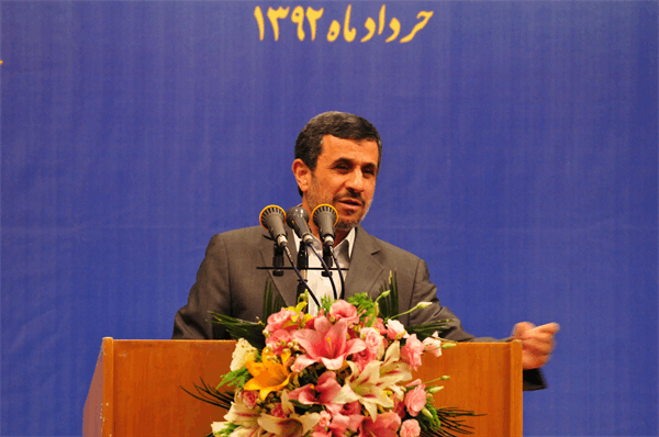 رییس جمهور :ملت ایران با تکیه بر داشته های سرزمینی خود شکست ناپذیر و پیشتاز خواهد بود